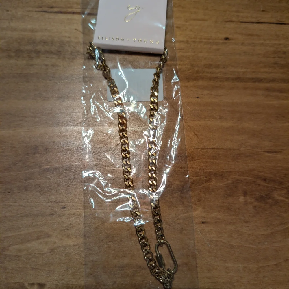 Ellison + Young Polished Gold Chain Necklace with Signature Clasp - Picture 3 of 4